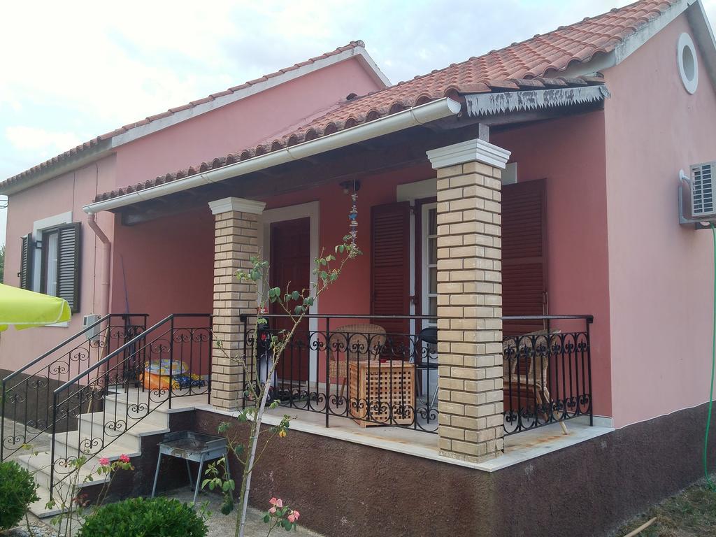 Beautiful Nearby Beach House With Garden, Private Pool And Large Yard Sidari  Room photo