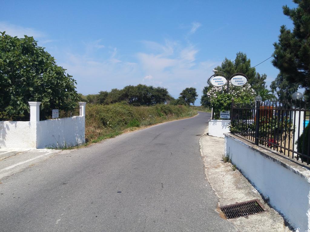 Beautiful Nearby Beach House With Garden, Private Pool And Large Yard Sidari  Exterior photo